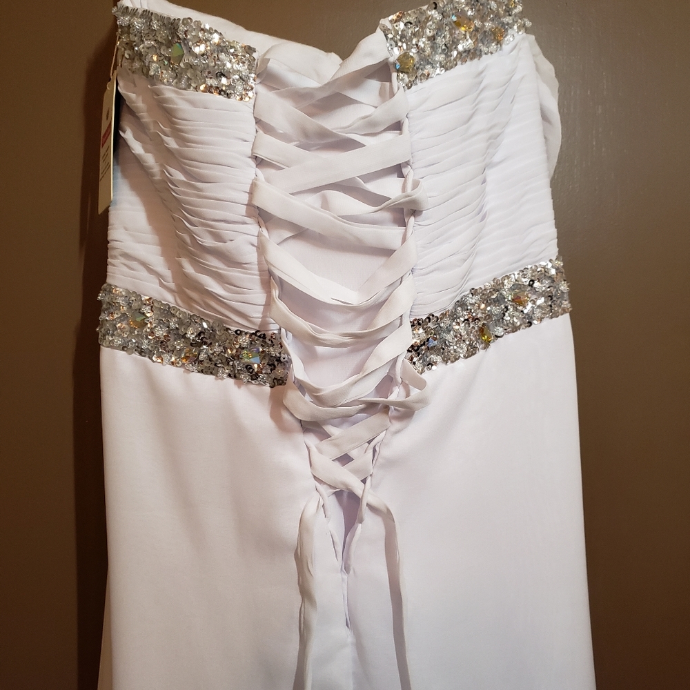 Wedding/Cocktail Dress - Picture 5 of 7
